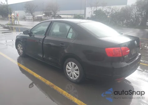 2012 Volkswagen Jetta 2.0L S из США, поврежденный, VIN 3VW2K7AJ2CM407741